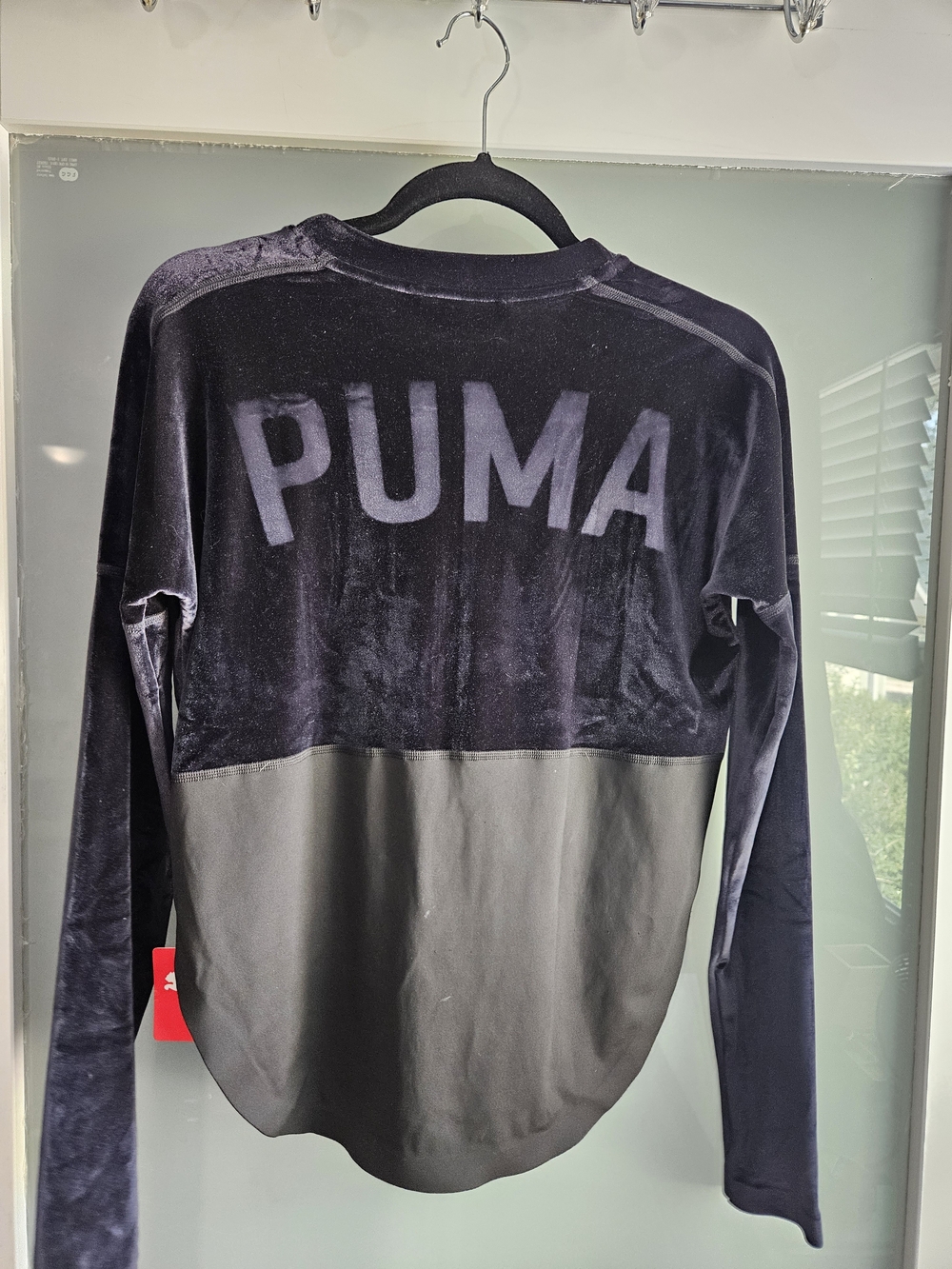 PUMA Womans Black Velvet-Panel Long Sleeve Top